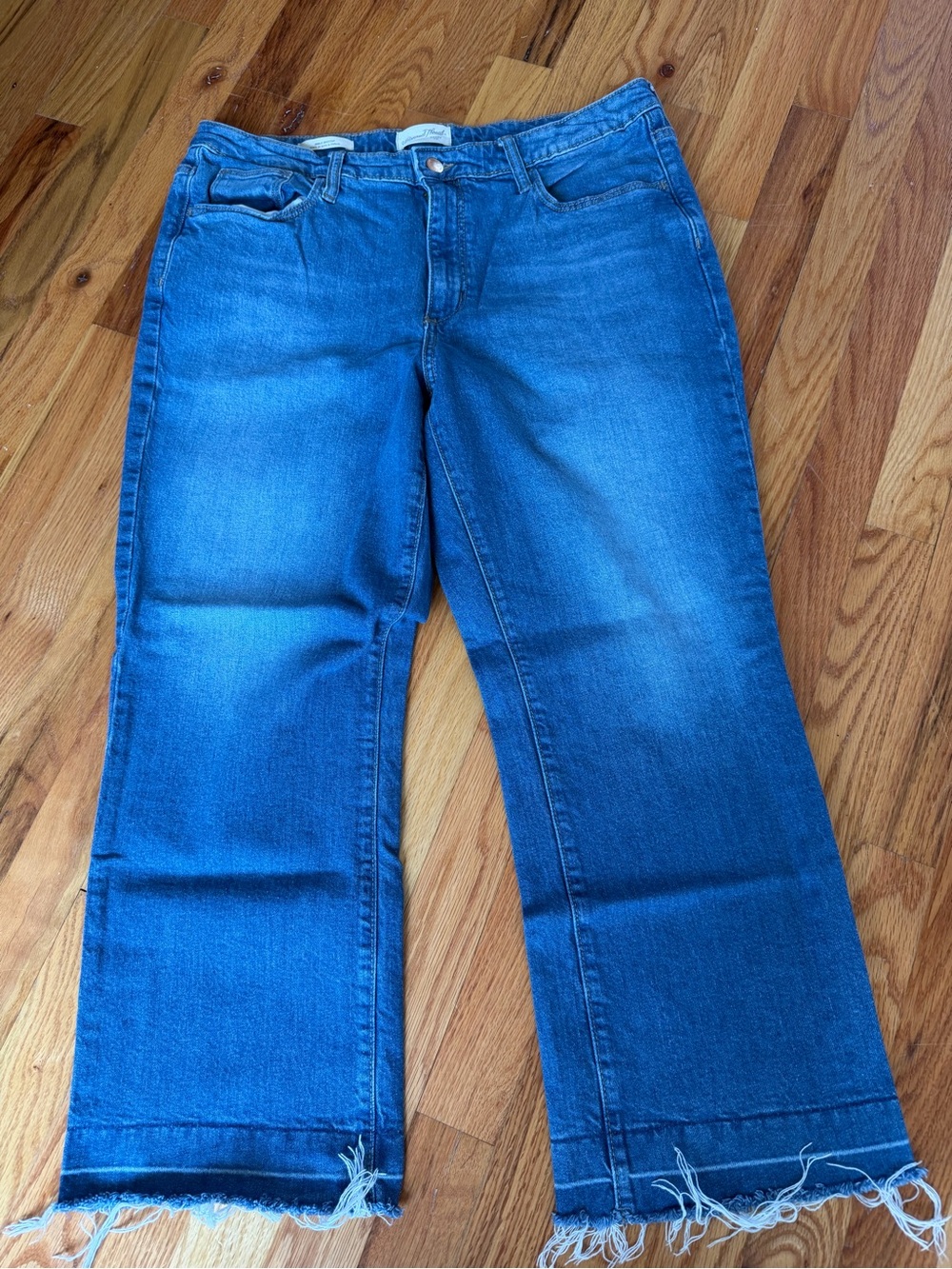 Universal Thread ankle boot cut 14R Blue Wide-Leg Cropped Jeans